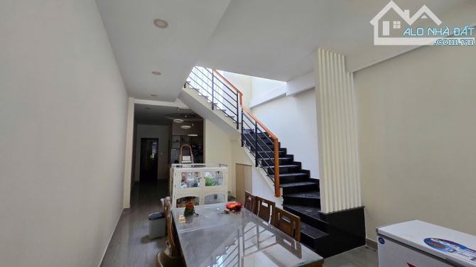 NGANG KHỦNG - 70M2 - 2 TẦNG BTCT - GẦN NGUYỄN KIỆM - GÒ VẤP - NHỈNH 6,5TY - 1