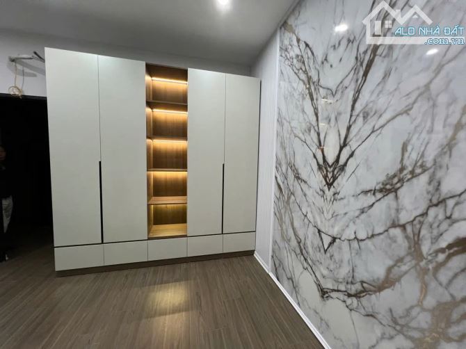 BÁN NHÀ 6 TẦNG THANG MÁY – PHÂN LÔ QUÂN ĐỘI – Ô TÔ VÀO NHÀ – TRUNG TÂM QUẬN THANH XUÂN - 1