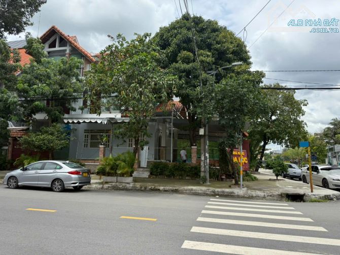 Cho thuê biệt thự Góc 2 MT Đường số 5 P.Hiệp Bình Chánh Q.Thủ Đức - 1