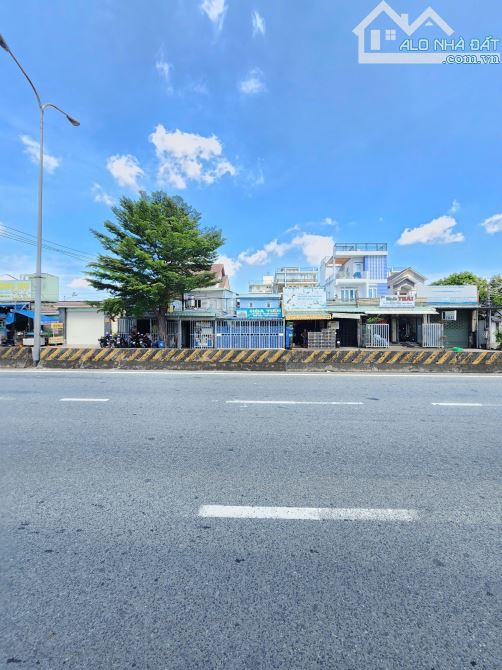 10Tỷ557 TL🔥Bán nhà cấp Bốn 234,6m2 Mặt Tiền đường Quốc Lộ 1K, P.Tân Đông Hiệp, Tp.Dĩ An - 1