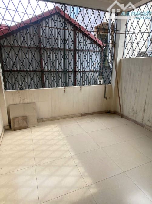 Cho thuê nhà ngõ Giang Văn Minh 50m2 x 4 tầng MT4m giá 20tr/tháng - 1