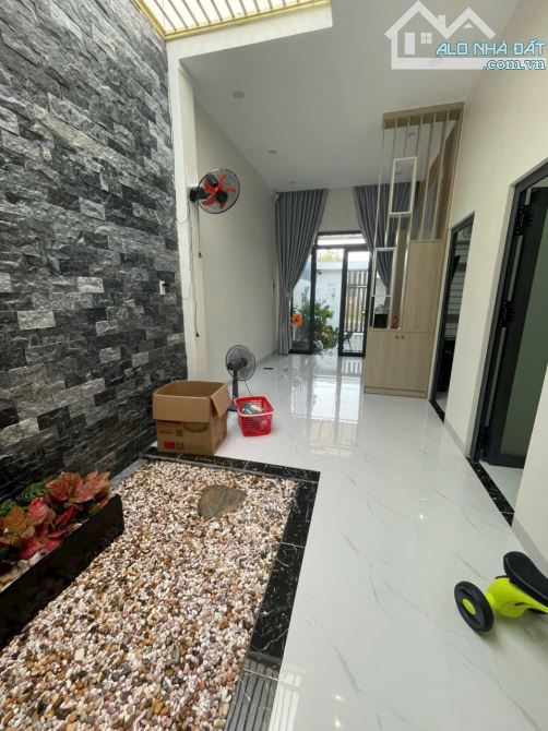 Bán nhà 6 x 21 Nguyễn chí thanh ninh Sơn chỉ 2 tỷ 450 - 1