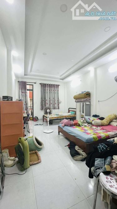 Bán Nhà Mặt Tiền Hẻm 12M, Khuông Việt, Tân Phú, 80M2, 4 Tầng,Chỉ Hơn 9 Tỷ - 1