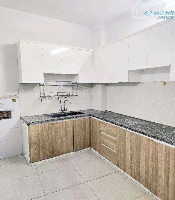 Nhà 4 tầng, Đồng Xoài, Tân Bình, 43m2, chỉ 6.x tỷ TL - 1