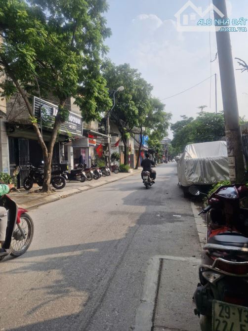 💥💯 Bán nhà Phố Lê Trọng Tấn Thanh Xuân, 100m, 2 thoáng, vỉ hè, kinh doanh ô tô, chỉ 13tỷ - 1