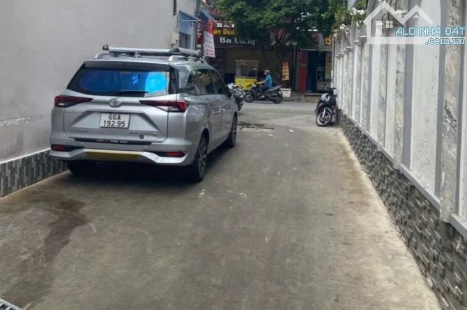 Bán nhà hẻm xe hơi, Ni Sư Huỳnh Liên, Tân Bình, 90m² (4.2m x 23m) - Giá 9.5 tỷ TL - 1