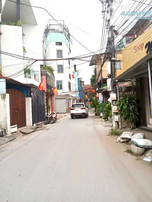 LÔ GÓC, DÂN XÂY, Ô TÔ NGỦ TRONG NHÀ, THẠCH BÀN LONG BIÊN - NHÀ MỚI Ở NGAY - 1