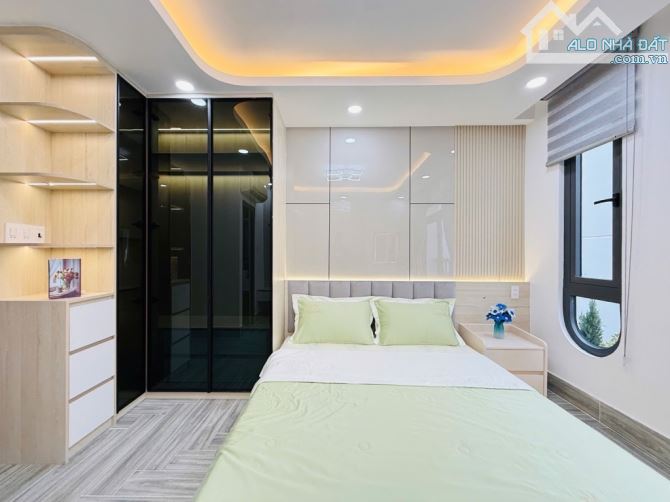 Bán nhà đẹp 5 Tầng full nội thất sẵn tại P12 Gò Vấp TPHCM. 165m2, Hẻm 5m, Giá chỉ 6.9tỷ - 1