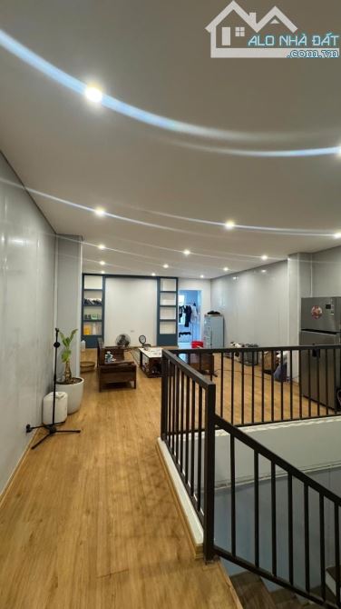 CHÍNH CHỦ BÁN NHÀ KIM NGƯU-5 TẦNG DÂN XÂY-40M-MT 7M-NGÕ THÔNG-GẦN PHỐ-7.2 TỈ - 1