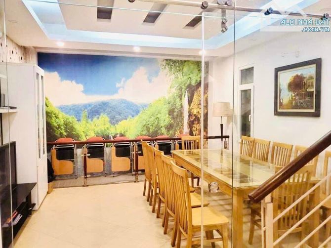 Văn Cao, Nhà đẹp ở ngay, 3 bước hồ Tây, Oto dừng đỗ. 60m2, mt 5m, 5 tầng. 13.7 tỷ - 1