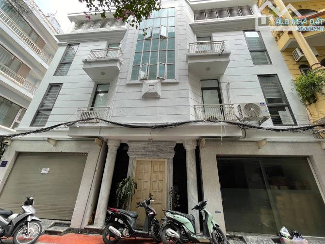 24TỶ-  TRUNG TÂM NGÃ TƯ SỞ - GẦN PHỐ - LÔ GÓC Ô TÔ TRÁNH ĐỖ NGÀY ĐÊM - MẶT TIỀN RỘNG - 1