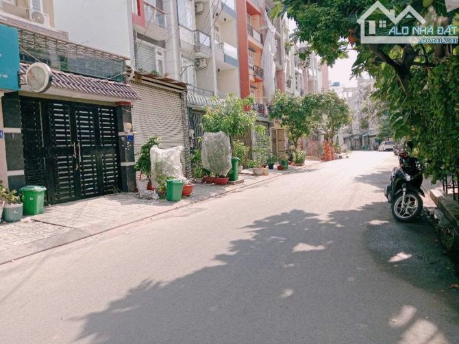 BÁN NHÀ ĐS 59 TT GÒ VẤP - KHU PHÂN LÔ - XE HƠI TRÁNH - DT 76M2 - 4 TÂNG -7PN - 8WC - 1