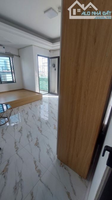 Bán nhà ccmn dòng tiền siêu víp phố chùa bộc 24 pkk, dt120m 8 tầng mt6m giá 31 tỷ, ô tô - 1