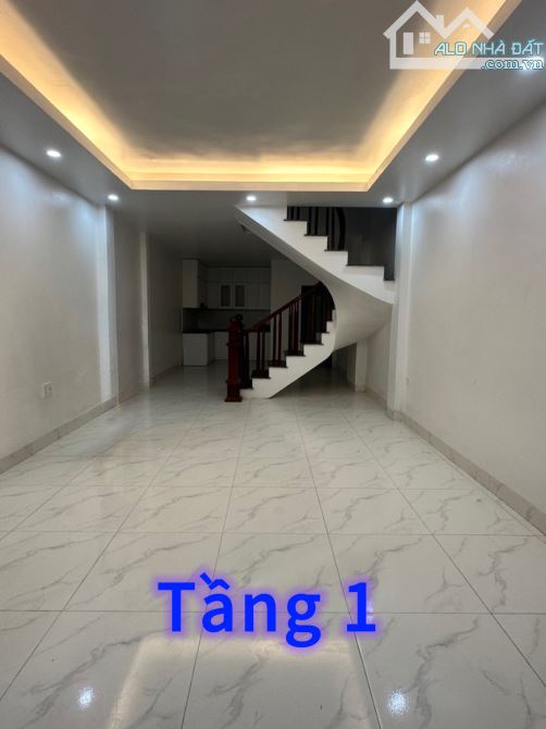 🏡 Nhà 4 tầng – 5 phòng ngủ, vị trí đẹp Định Công Hạ, tiện ích đủ đầy!Qc - 1