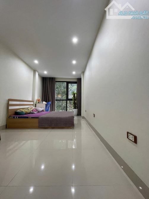 Bán nhà Phố Quan Nhân - 42m2x5T - ngõ rộng 3m,thoáng,thông - giá đầu tư 8,5 tỷ - 1