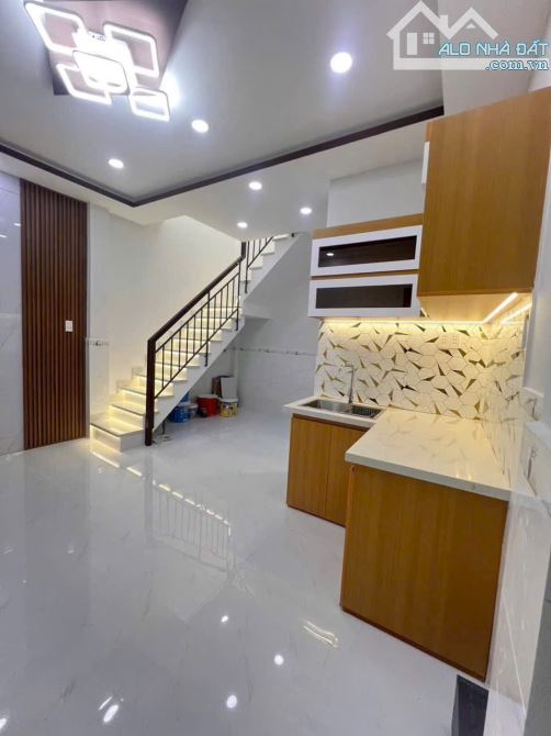 🌹NHÀ ĐẸP 23/ HỒ THÀNH BIÊN QUẬN 8, GẦN CHỢ PHẠM THẾ HIỂN, AEON MALL - CHỈ HƠN 1TỶ🌹  👉DT - 1