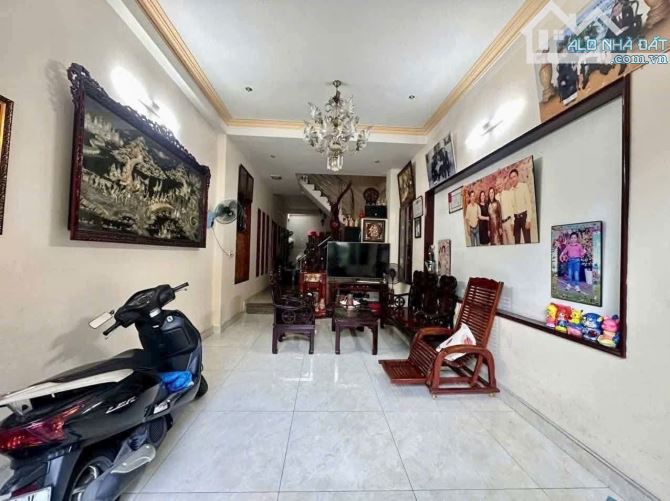 CHÍNH CHỦ KẸT TIỀN- GIẢM MẠNH 1 TỶ - MTKD Quách Hữu – 4 TẦNG MỚI- DT KHỦNG 100m2 – chỉ 9 - 1