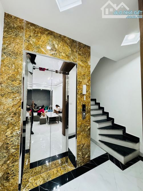 BÁN NHÀ XUÂN THUỶ 33m2x6T giá chỉ 10.6 tỷ-GẦN ÔTÔ TRÁNH-NGÕ THÔNG RỘNG NÔNG-THANG MÁY - 1