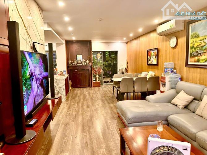 Bán gấp căn CC CT2 Văn Khê diện tích 100m 3 ngủ 2vs ban công ĐB chỉ với 5.7 tỷ. - 1