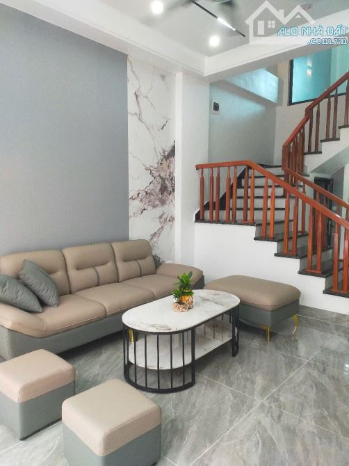 Cần bán căn nhà 3 tầng ngõ phố phường Nhị Châu 50 m2,mặt tiền 4m hậu 4m - 1