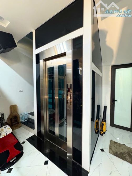 ANH CHỊ LV QUANH HBT– HM, TÌM NHÀ Ở THỰC – ĐỪNG  LỠ- 45M² TRƯƠNG ĐỊNH, THANG MÁY 8.45 TỶ - 1