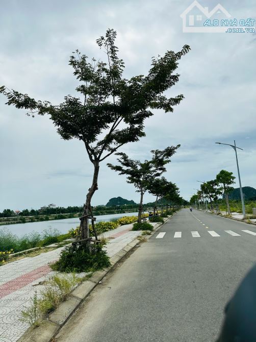 Tôi Chính chủ cần bán nhanh lô Nam Hoà Xuân. SÁT SÔNG, GẦN NHIỀU TIỆN ÍCH . - 1