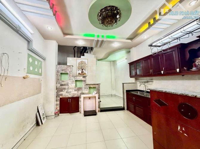 BÁN NHÀ 4 TẦNG LÊ QUANG ĐỊNH-GẦN CHỢ BÀ CHIỂU – 3PN 3WC – SÁT MẶT TIỀN CHỈ 4,55 TỶ - 1