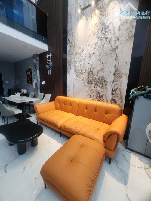Bán nhà 2 tầng kiệt thông Lê Đình Lý - 1