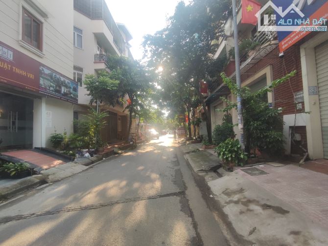 Bán gấp! Trần Phú, Mỗ Lao DT 108m2, 5 tầng, MT 6m, ô tô tránh, vỉa hè, KD, giá 32 tỷ - 1