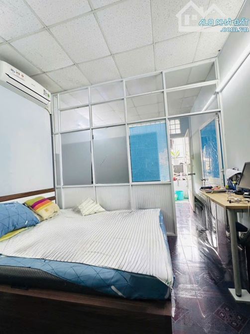TRUNG TÂM Q.10 - THÀNH THÁI – 3 TẦNG BTCT – DT 53M² – SHR – GIÁ 11 TỶ x. - 1