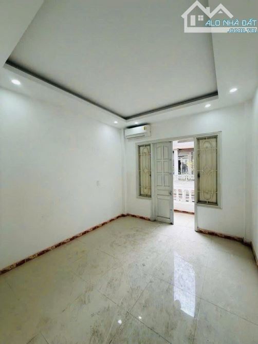 BÁN NHÀ PHÂN LÔ LẠC LONG QUÂN 50m MT 3,5m 5 TẦNG GẦN HỒ TÂY GARA Ô TÔ 14,5 TỶ - 1