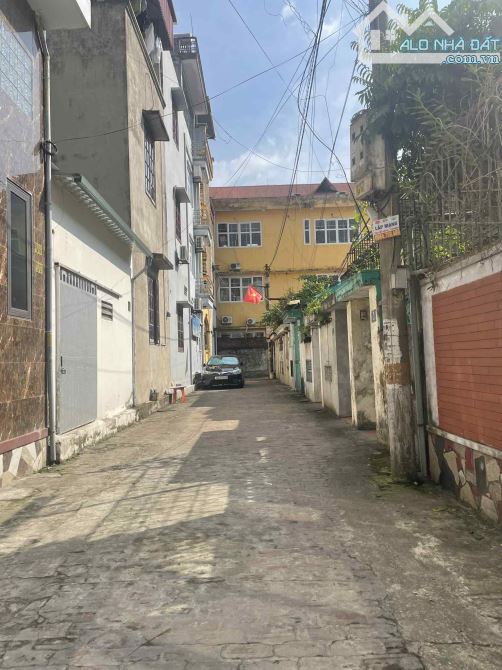 Đất phân lô Quân Đội Đông Mỹ, DT: 46, MT: 4m, ô vào nhà, giá: 5.65 tỷ, 100m ra Sân bóng ĐM - 1
