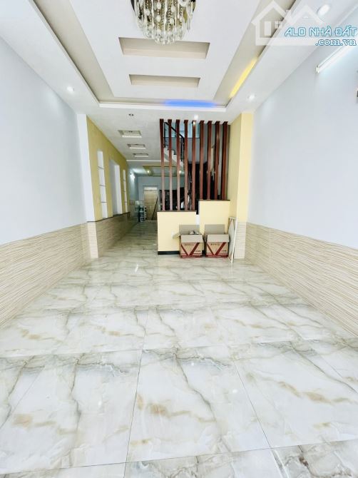 Khu Tên Lửa - Nhà thờ PhaoLô - 4 tầng - 4m x 20m - 5PN - Khu Vip - 1