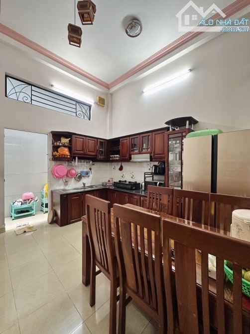 nhà 76 m2, hẻm xe tải 1 trục sát đường Nguyễn Oanh, sổ vuông chưa qua đầu tư - 1