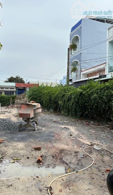 Bán Đất 240m² Thổ Cư Xã Tân Xuân, Trung Tâm Hóc Môn – Giá 7,6 Tỷ 🌟 - 1