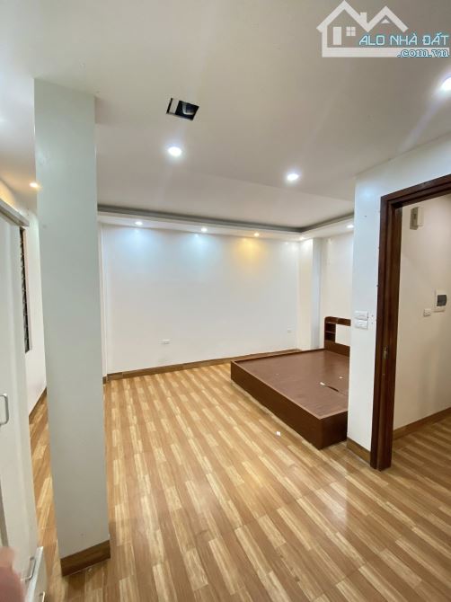 Bán nhà 5 tầng, ô tô đỗ cổng, đẹp tại Tổ 12, Yên Nghĩa – Hà Đông - 1