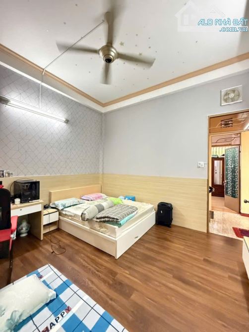 BÁN NHÀ 3 TẦNG, MT ĐƯỜNG LAM SƠN, 168,4M2 NGANG 10, GIÁ 18 TỶ. CN23.8 - 1