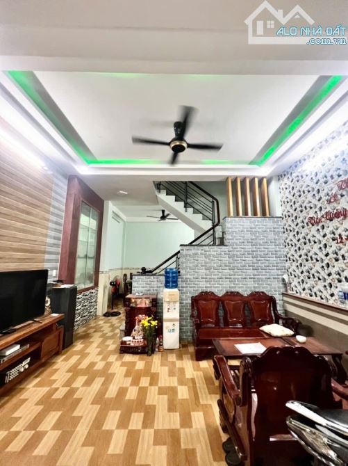 CHỈ HƠN 4 Tỷ - NGUYỄN TRIỆU LUẬT- 50M2 - DTSD 200M2 -4 TẦNG- 4 PN- SHR -HXH 5M - 1