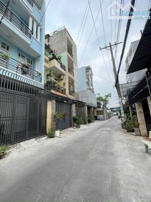 Nhà đẹp Tân Phú-Hẻm ô tô 8M-Gần AEON-Sát MT Dương Đức Hiền-P.Tây Thạnh-60m2-4x15-3tầng-4PN - 1