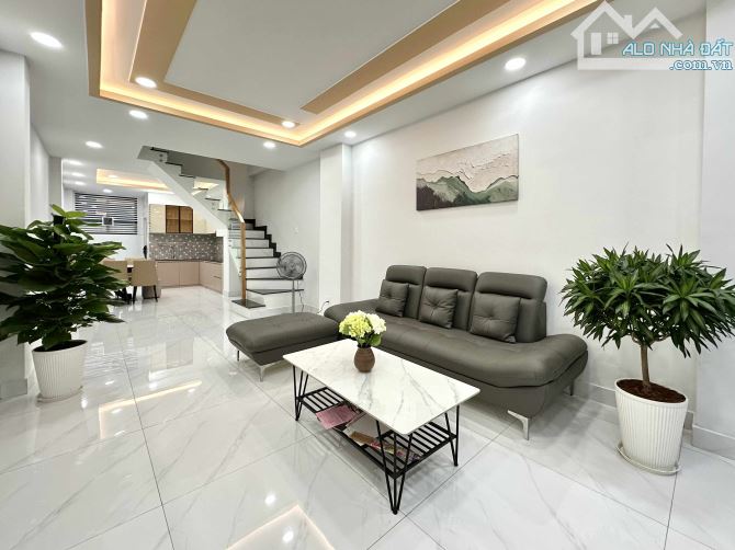 Bán nhà hẻm 31/ Ung Văn Khiêm,P.25,Q.Bình Thạnh,dt: 3,8 x 17 - 3 lầu 13 Tỷ 9. - 1