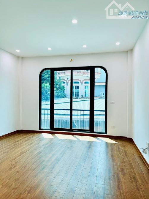 🍀🍀🍀 Nhà mới tinh Phúc Lợi, Long Biên, 10 m ra đường ô tô tránh, để xe ngày đêm, 40 m2, - 1