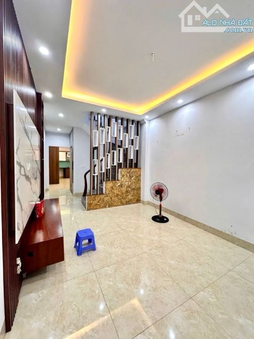 🏠H.I.Ế.M Cầu Giấy – trung tâm – 5 tầng – gần phố -  ngõ nông -g.i.á mềm - c.h.ỉ hơn 7 tỷ - 1