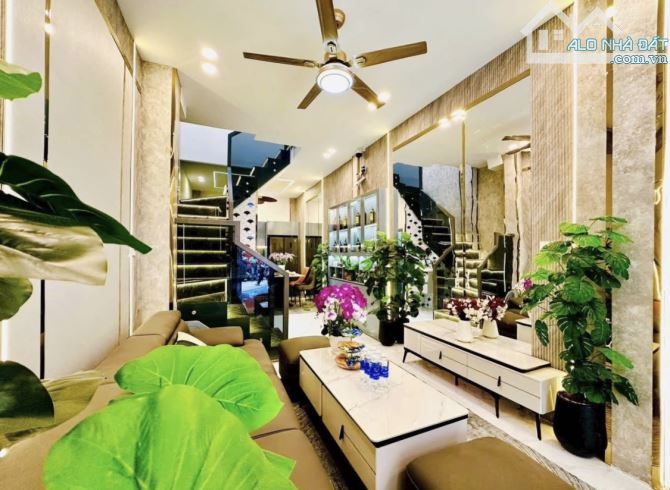 Bán Nhà Gò Vấp - Chỉ Với 5.4 Tỷ - Nhà 2 Tầng - 45m2 - Full Nội Thất - Vào Ở Ngay - 1