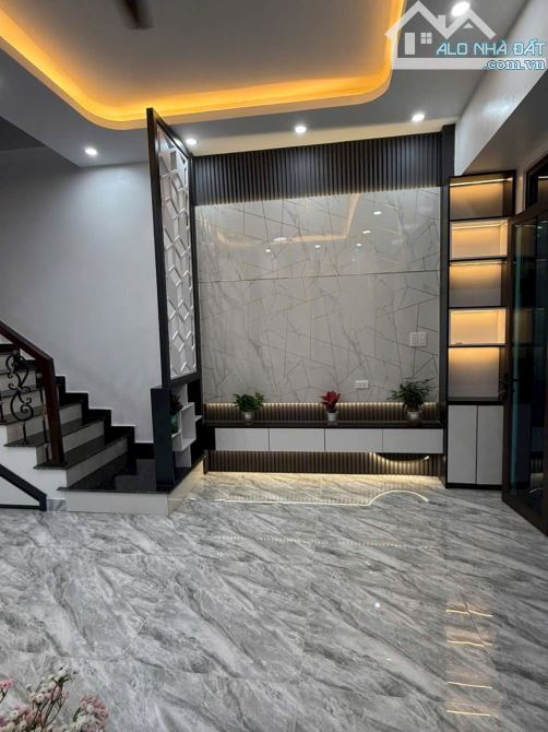 Bán nhà ngõ phố Rặng Nhãn, phường Thành Đông, Tây Hải Phòng, 43.5m2, 3 tầng, 3 ngủ, 2vs - 1