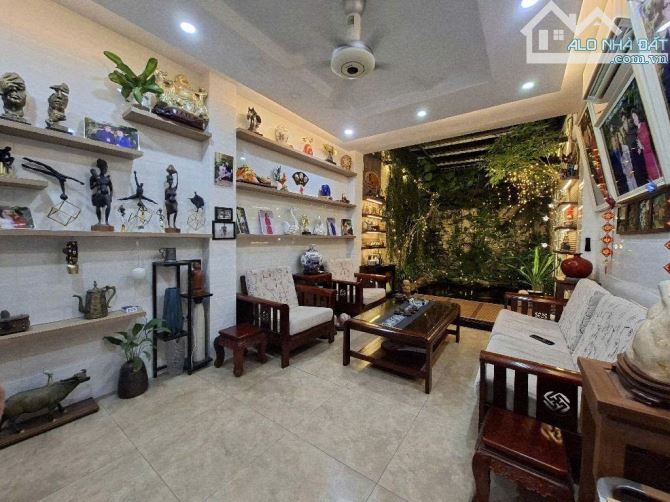 Siêu phẩm 6 tầng Nguyễn Văn Cừ- cầu Chương Dương- Long Biên. Ô tô đỗ cửa. Giá bán 13.5 tỷ - 1