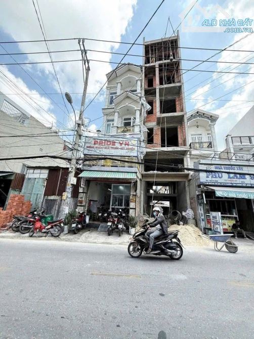 NHÀ MẶT TIỀN HUỲNH THỊ HAI – NGAY CHỢ HẠT ĐIỀU – P. TRUNG MỸ TÂY, Q12 - 1