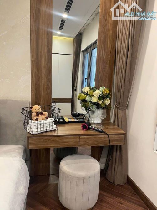 Nhà Đẹp Full Nội Thất – Dọn Vào Ở Ngay – Giá Chỉ 10.5 Tỷ - 12