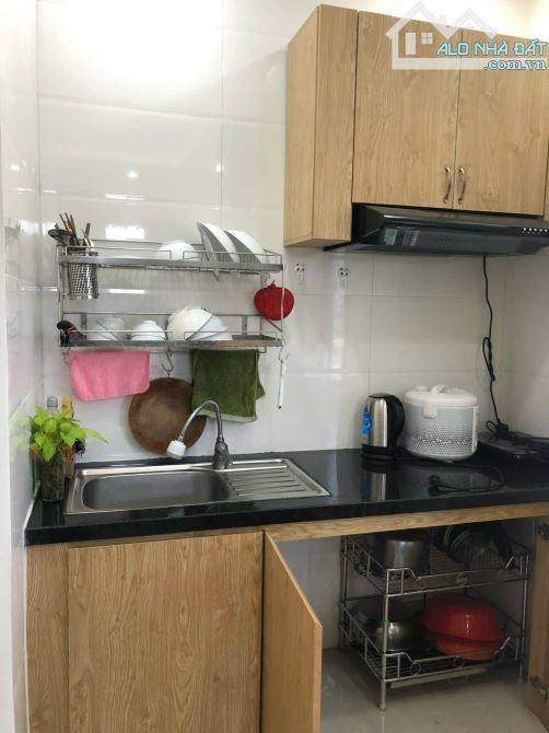 Bán Toà Nhà Căn Hộ 7 Tầng Doanh Thu 80 Triệu / Tháng Cách Bãi Tắm 800m Đường Rộng 12m - 13