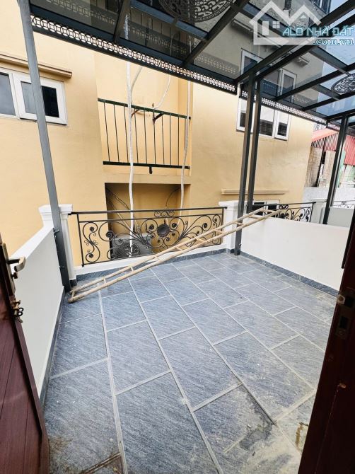 BÁN NHÀ XUÂN THUỶ 33m2x6T giá chỉ 10.6 tỷ-GẦN ÔTÔ TRÁNH-NGÕ THÔNG RỘNG NÔNG-THANG MÁY - 14