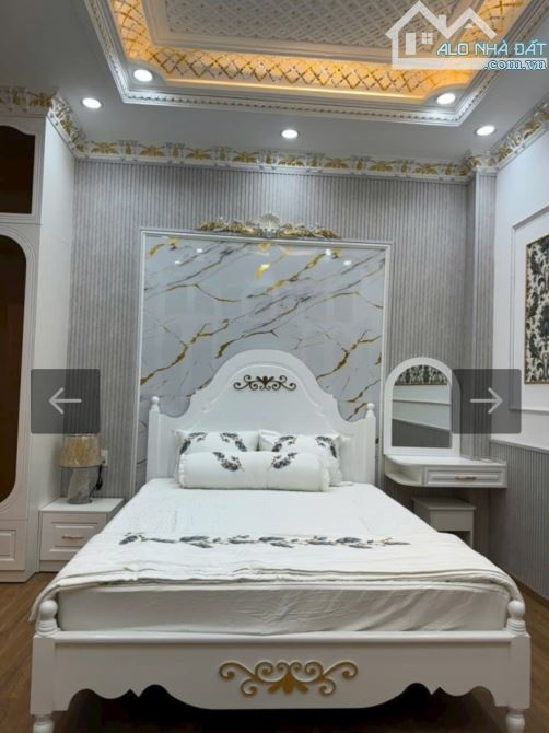 Nhà HXH Đào Tông Nguyên_ Phú Xuân, Nhà Bè. DT 95m2. 3 Tầng. Ngang 5m x dài 19m. Giá 8.5 tỷ - 15
